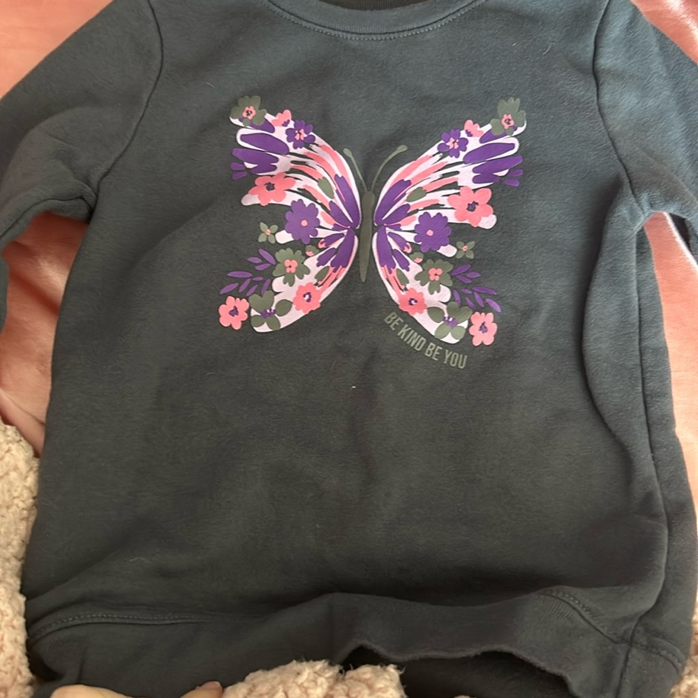 5T long sleeve shirt